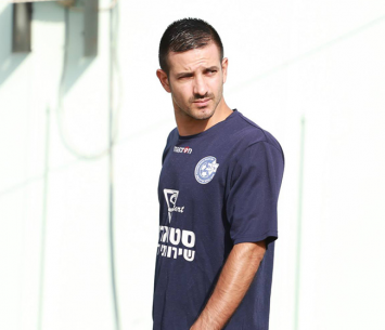 שגיא סבג. שחקנה החדש של צור שלום