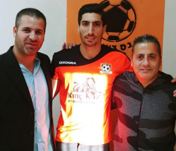 נחמיה במעמד החתימה