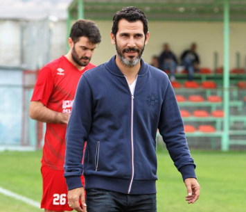 מוריס אוזן (עודד חסין)