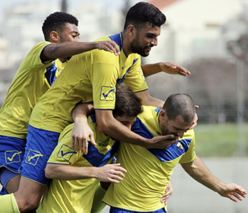 שחקני יבנה חוגגים (לירן דורף)