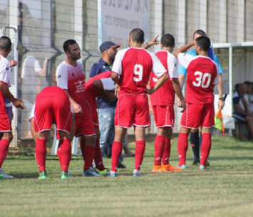 עוד זעזוע. שחקני כפר קאסם