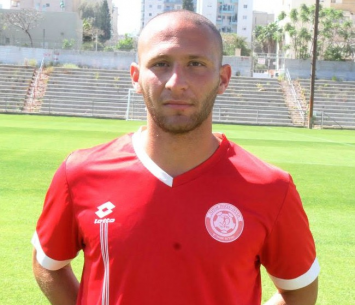 זימון בכורה. אהרון (שלומי גבאי)