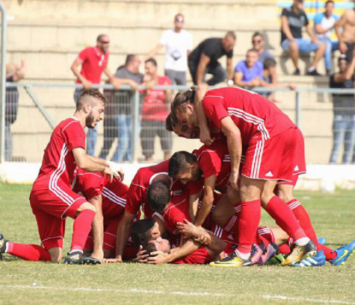 רוצה לסיים בצמרת. שחקני טירה
