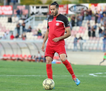 מלכה. ימשיך באדום