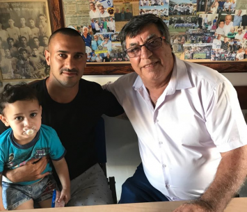 במעמד החתימה