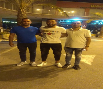 אחמד שיבל במעמד החתימה