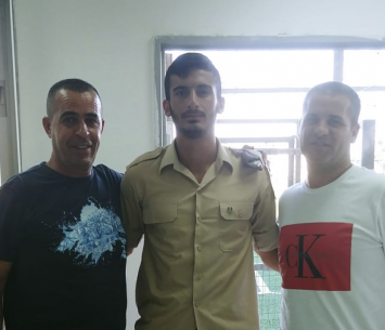 החלוץ במעמד החתימה