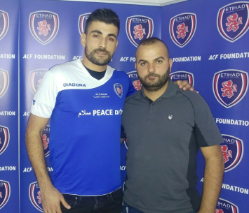 דוד במעמד החתימה