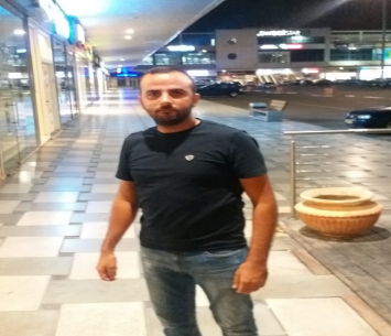 מקבל הזדמנות כמאמן ראשי. סרסור