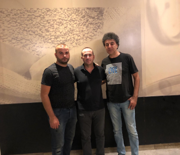 סבג במעמד החתימה