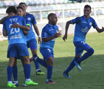 עידן דוד חוגג מול איכסל (אבי רביבו)