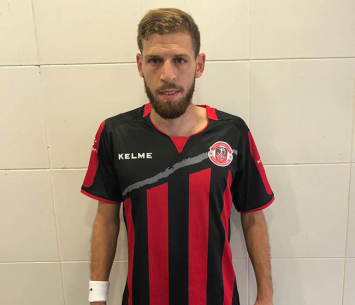 אחד המצטיינים. עדיקא