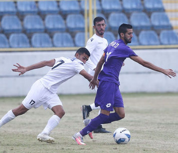 מוטי אוחיון (בסגול) (payperlens)