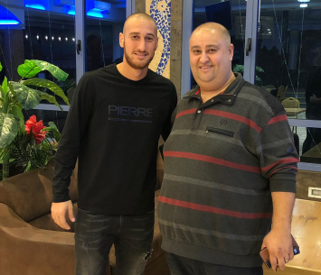 פריג במעמד החתימה