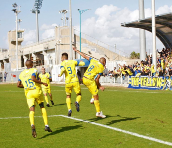 חגיגות באשדוד (מוטי קדוש)