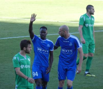 סוקונה אמאדו (באדיבות הפייסבוק הרשמי של הפועל פ