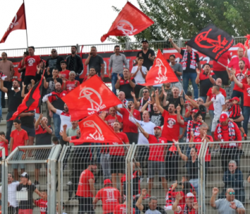 אוהדי אשדוד חוגגים (אבישי אפטקר)