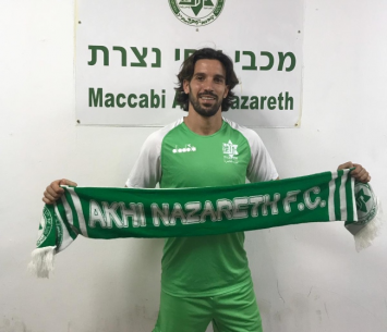 שבתאי במעמד החתימה