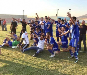 שחקני אחווה שעב חוגגים ניצחון מתוק