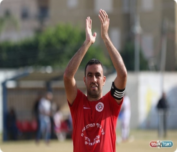 מוכן לקרב. מנסור