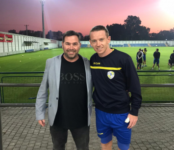 שולקובסקי במעמד החתימה