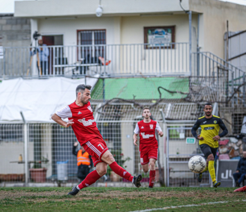 רן רול כובש את הראשון (נזיה סלוטן)