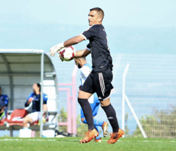 חושש מבעיה כלכלית. שאול (עודד חסין)