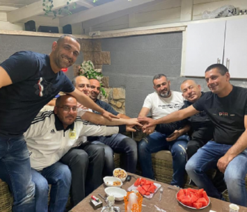 עבאס עם ראשי כפר קנא