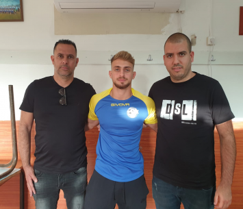 פרץ במעמד החתימה