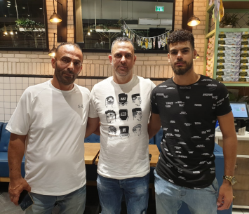 יוסיפון במעמד החתימה