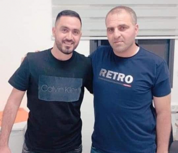 זועבי במעמד החתימה