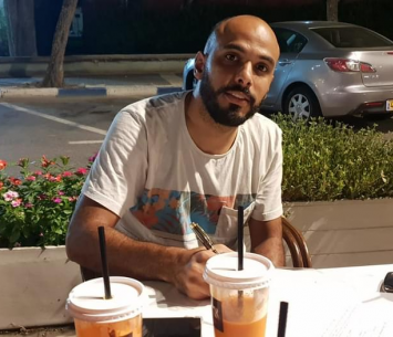 שבלי במעמד החתימה