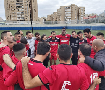 מקווים לנס. שחקני הפועל שדרות (פייסבוק הפועל שדרות)