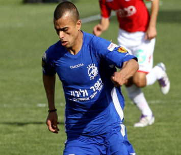 פותח את הלב. אבו ענזה