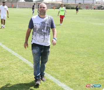 קיבל קשר חדש. ניסטל (שלומי גבאי) 