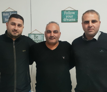 פרהוד במעמד החתימה