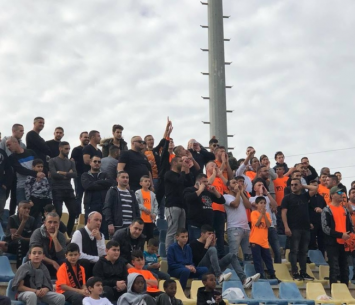 מתקרבים לפלייאוף. אוהדי מלאכי (לאה גורליק)