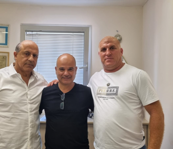 בן דור עם חברי ההנהלה דני נניקשווילי וניסים צרפתי