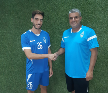 אשכנזי במעמד החתימה