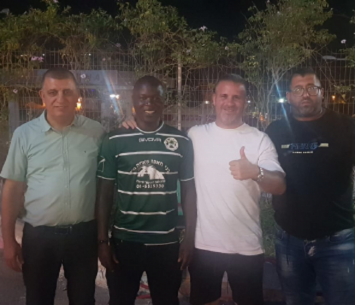 מבוקש אבל יישאר בכפר קנא. דורבור בחתימה