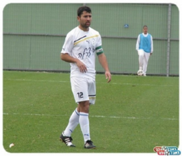 שער ניצחון אדיר. בן דוד