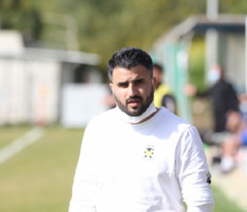 בסערת רגשות. ביטון