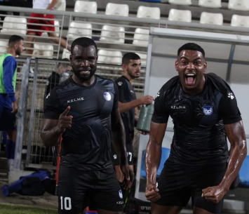 הרבה חיוכים בנשר