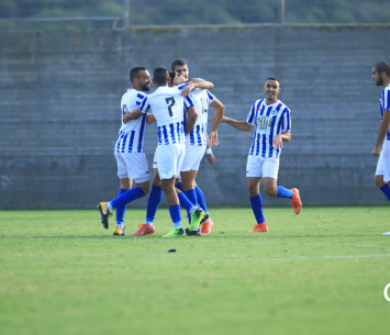 שחקני כפר כנא (עובאדה אכתלאת)