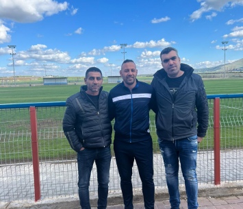 סבע במעמד החתימה