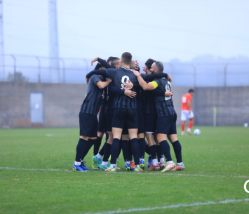 שחקני כאוכב (עובאדה אכתלאת)