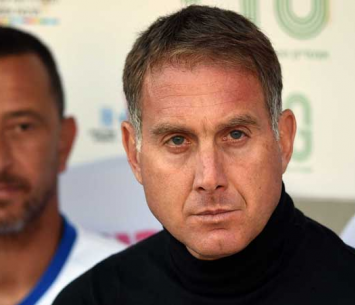 סיים את דרכו במועדון. קשטן