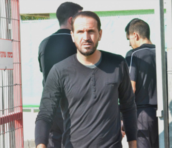 עזב מסיבות אישיות. אילוז