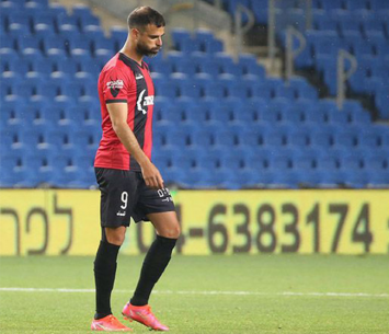 חושקים בו. בן בסט