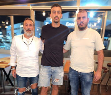 אלפסי במעמד החתימה